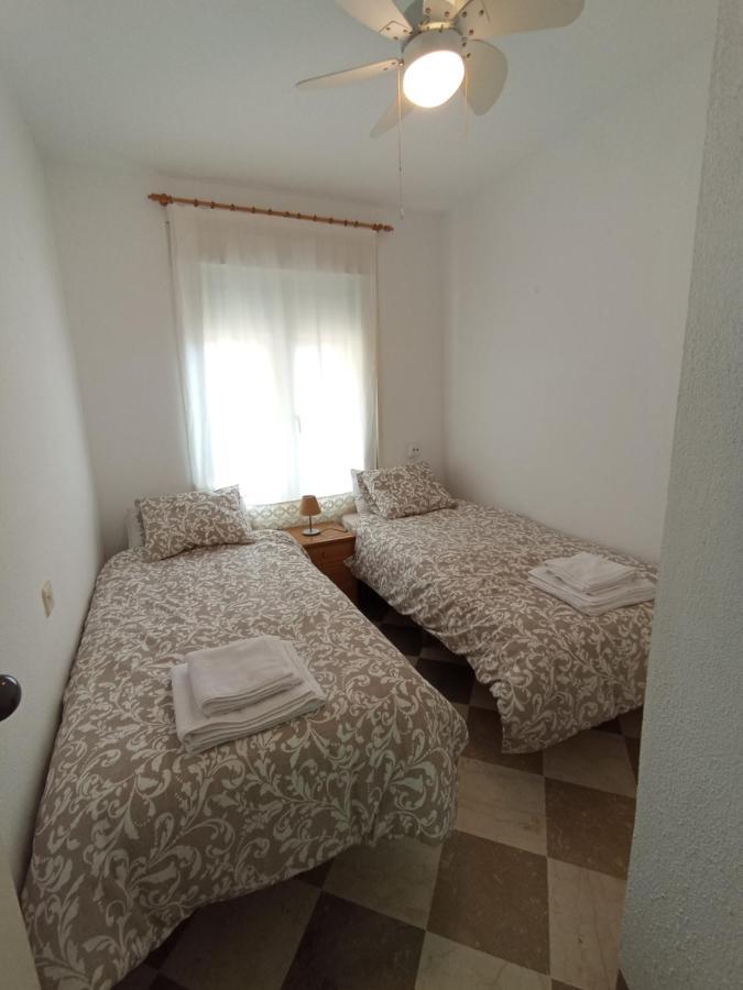 Apartamento Urba Ruta Del Veleta Cenes De La Vega Luaran gambar