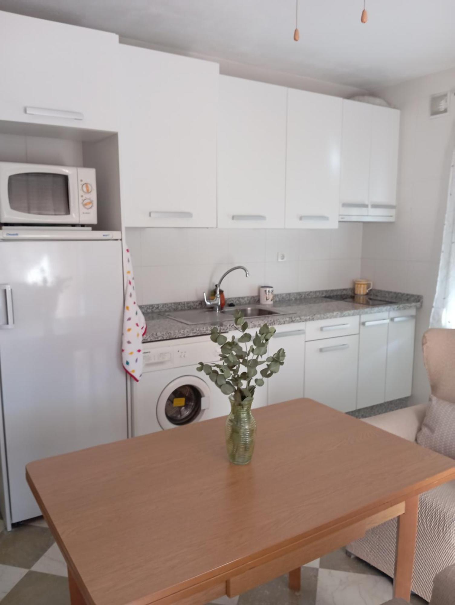 Apartamento Urba Ruta Del Veleta Cenes De La Vega Luaran gambar